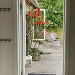 Idyllic With Sea View On Peaceful Island 度假居 Lyngor