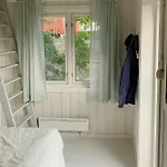 Idyllic With Sea View On Peaceful Island 度假居 Lyngor