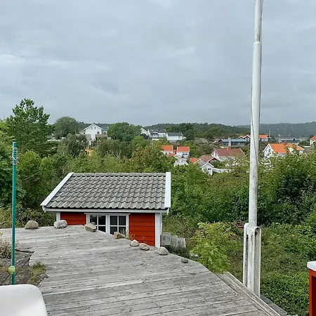 Ferienhaus Idyllic With Sea View On Peaceful Island Lyngor
