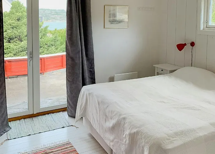 Idyllic With Sea View On Peaceful Island Lyngor